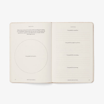 Best Year Journal Essential - Oat